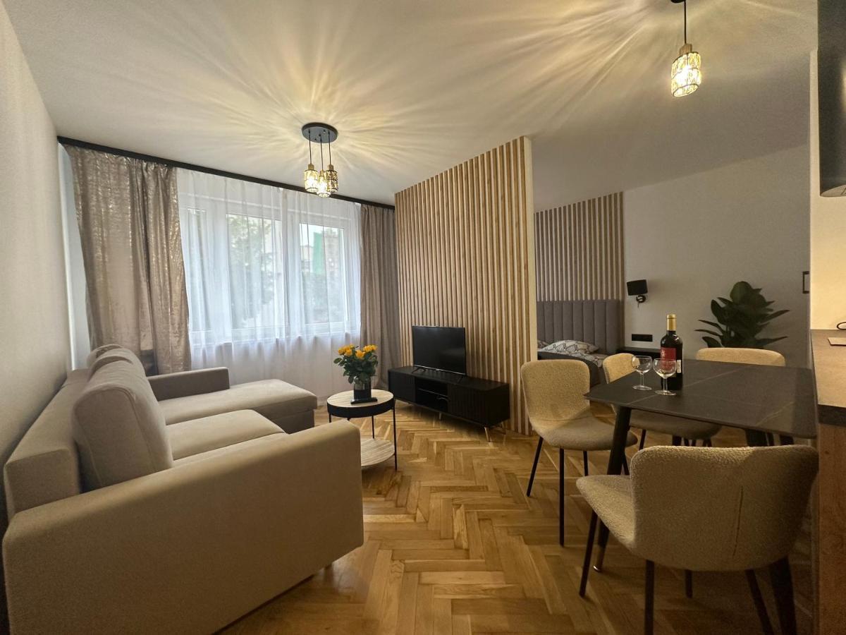 Mki Apartments - Zlota 69 Warsaw City Center Apartment Exteriör bild